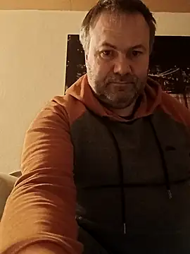 Snapshot of Pourleplasirs chatting on March 2025 10:15:01 PM Pourleplasirs online show from March 2025 10:15:01 PM