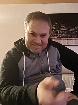 Snapshot of Pourleplasirs chatting on February 2025 02:03:02 AM Pourleplasirs online show from February 2025 02:03:02 AM