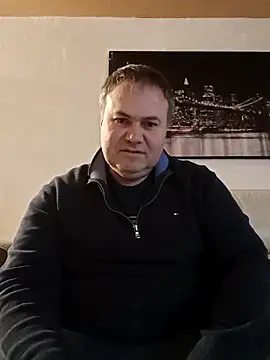 Snapshot of Pourleplasirs chatting on February 2025 12:08:02 AM Pourleplasirs online show from February 2025 12:08:02 AM