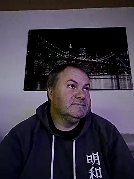 Pourleplasirs online show from December 2025 11:29:01 PM