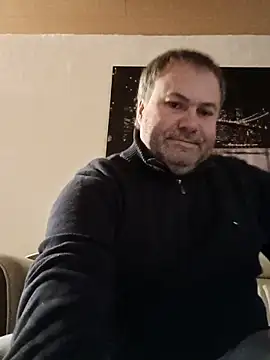 Snapshot of Pourleplasirs chatting on March 2025 10:27:02 PM Pourleplasirs online show from March 2025 10:27:02 PM