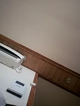 Snapshot of Tyyyggjju chatting on November 2025 10:41:02 AM Tyyyggjju online show from November 2025 10:41:02 AM