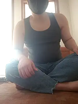 Tyyyggjju online show from December 2025 03:06:02 AM