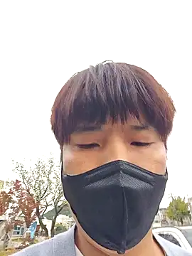 Snapshot of Tyyyggjju chatting on October 2025 07:39:02 AM Tyyyggjju online show from October 2025 07:39:02 AM