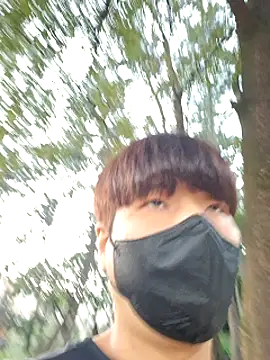 Snapshot of Tyyyggjju chatting on October 2025 08:35:01 AM Tyyyggjju online show from October 2025 08:35:01 AM