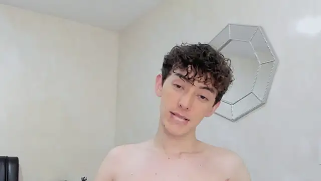 miketwink online show from December 2025 04:59:01 AM