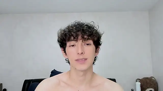 miketwink online show from February 2026 09:36:01 PM