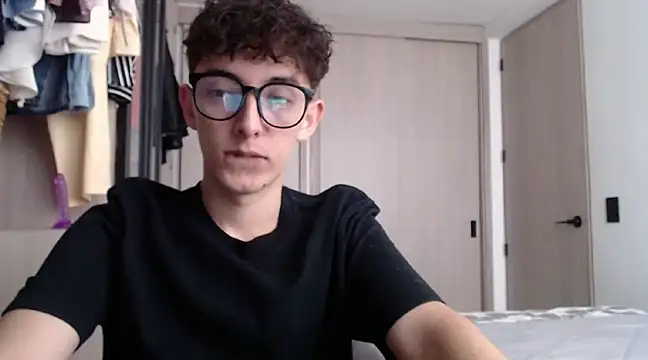 miketwink online show from March 2025 09:56:02 PM