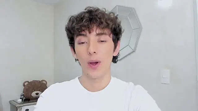 miketwink online show from February 2026 04:20:01 AM