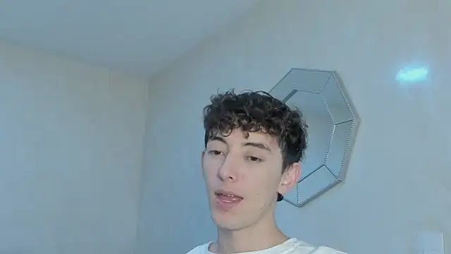 miketwink online show from November 2025 02:10:01 AM