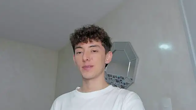 miketwink online show from November 2025 11:32:01 PM