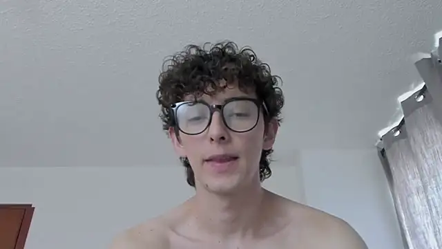 miketwink online show from October 2025 06:05:01 PM