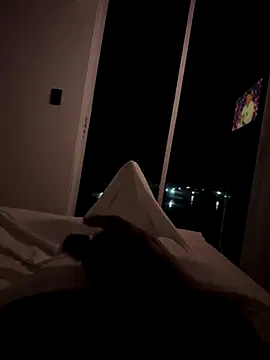 jhonnes  online show from October 2025 02:45:01 AM