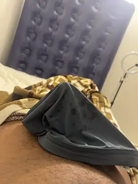 jhonnes  online show from February 2025 04:10:02 AM