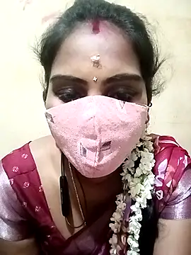 Snapshot of Tamil_roja17 chatting on October 2025 06:10:01 PM Tamil roja17 online show from October 2025 06:10:01 PM