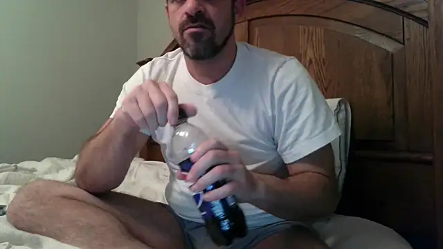 Troyt87 online show from December 2025 06:17:02 AM