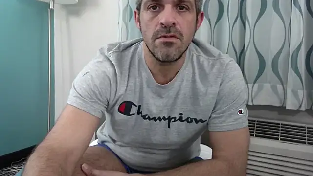 Troyt87 online show from November 2025 06:12:02 AM