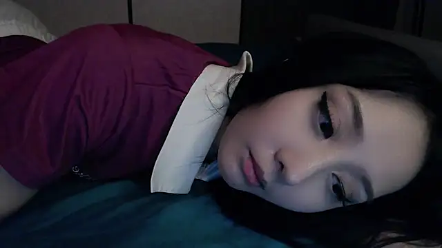 Fudzik0 online show from April 2026 05:30:02 AM