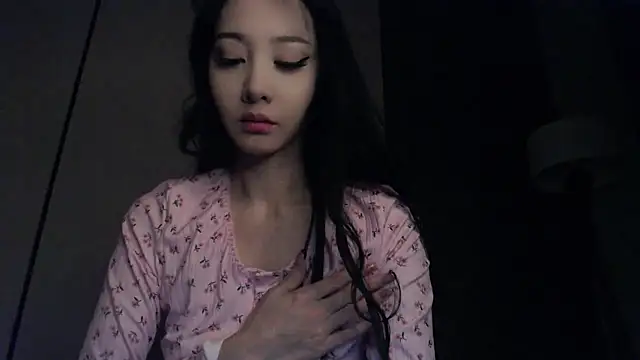 Fudzik0 online show from February 2026 03:28:01 AM