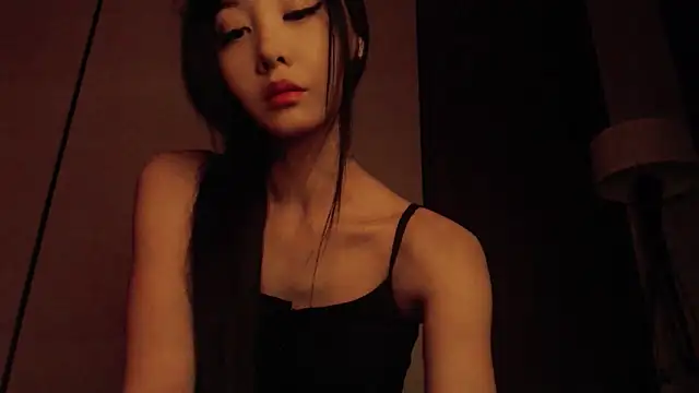 Fudzik0 online show from March 2026 03:25:02 AM