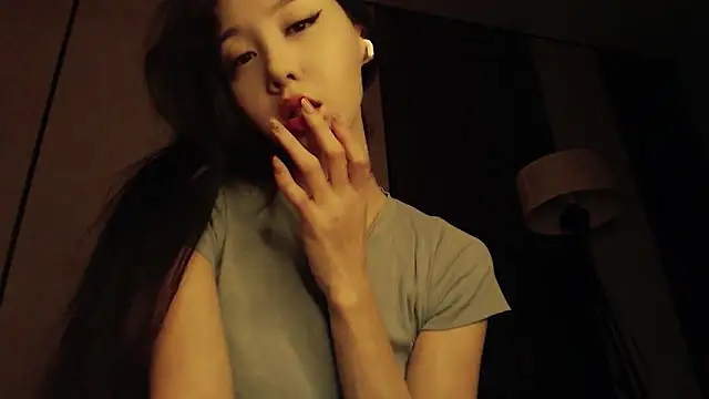 Fudzik0 online show from February 2026 03:39:01 AM