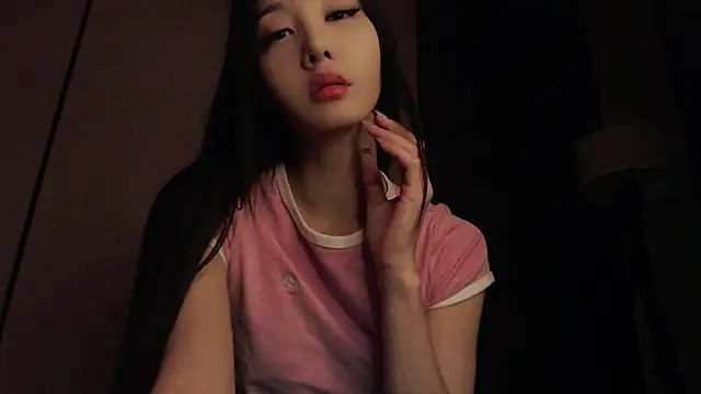 Fudzik0 online show from February 2026 03:25:02 AM