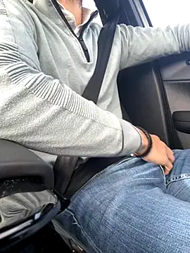 bullyboyy online show from October 2025 12:48:02 PM