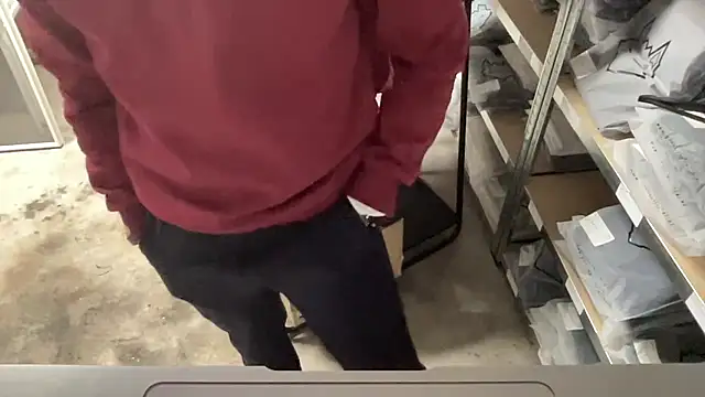 bullyboyy online show from November 2025 07:52:02 PM