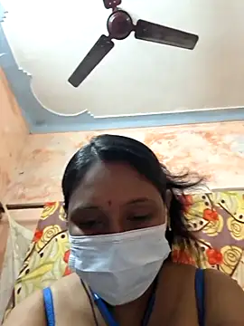 Cute Jiyaa online show from April 2026 08:15:01 PM