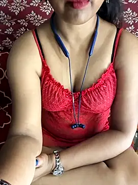 Cute Jiyaa online show from April 2026 06:21:01 PM