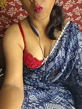 Cute Jiyaa online show from June 2026 04:24:02 PM