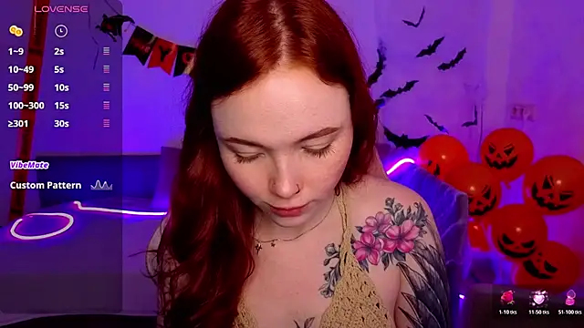 Snapshot of Maya_Light chatting on November 2025 01:42:02 AM Maya Light online show from November 2025 01:42:02 AM