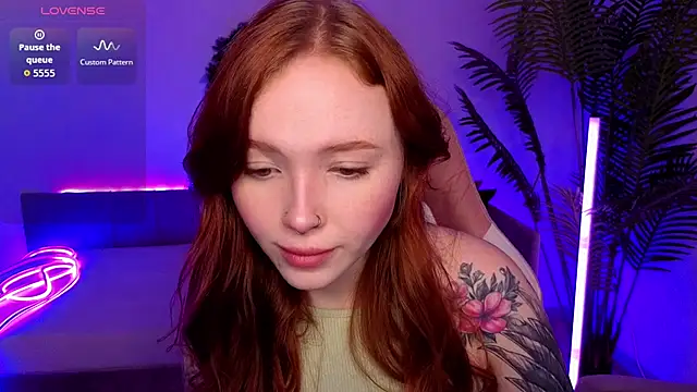 Maya Light online show from January 2026 01:42:02 AM