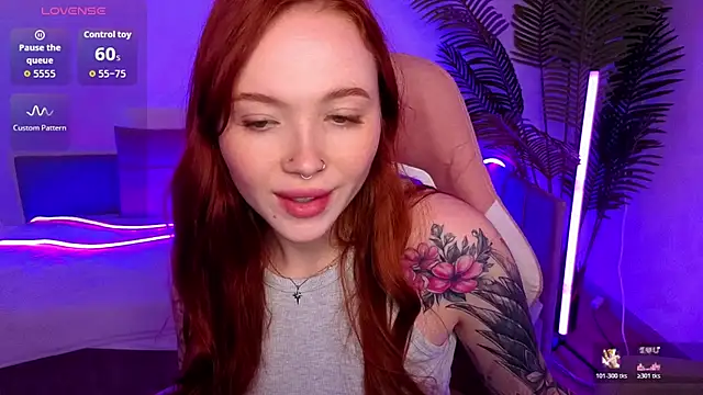 Snapshot of Maya_Light chatting on November 2025 08:26:02 AM Maya Light online show from November 2025 08:26:02 AM