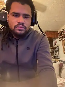 Snapshot of B3-Dindles chatting on February 2026 08:42:01 PM B3-Dindles online show from February 2026 08:42:01 PM