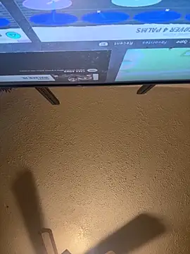 Snapshot of B3-Dindles chatting on October 2025 04:46:01 AM B3-Dindles online show from October 2025 04:46:01 AM