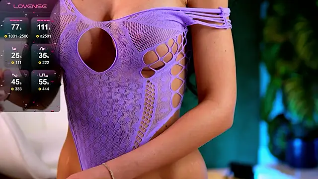 Flirtyy eve online show from March 2026 04:28:02 AM