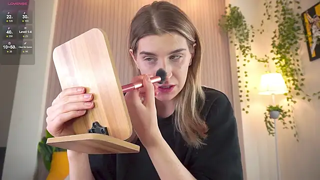 Snapshot of heartseduction chatting on February 2026 08:04:01 AM heartseduction online show from February 2026 08:04:01 AM