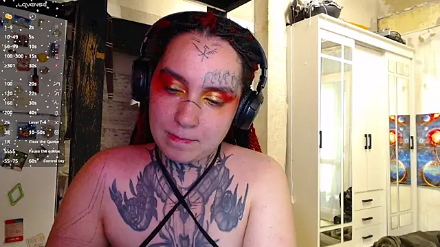 Snapshot of Lilith_Rider_13 chatting on November 2025 09:45:02 AM Lilith Rider 13 online show from November 2025 09:45:02 AM