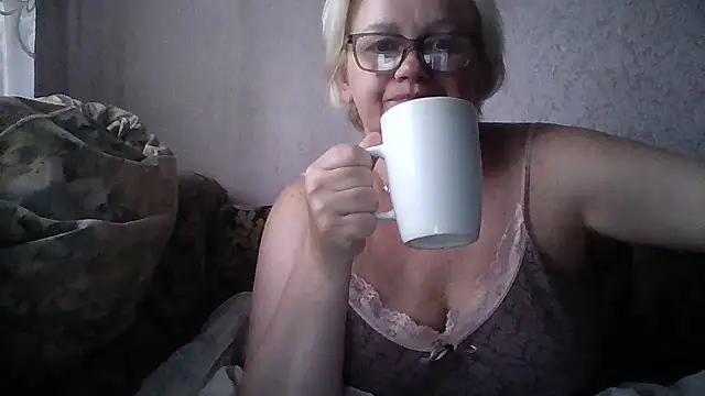 Mayya4321 online show from June 2026 06:18:02 AM