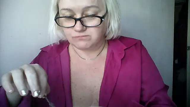 Mayya4321 online show from October 2025 12:26:02 PM