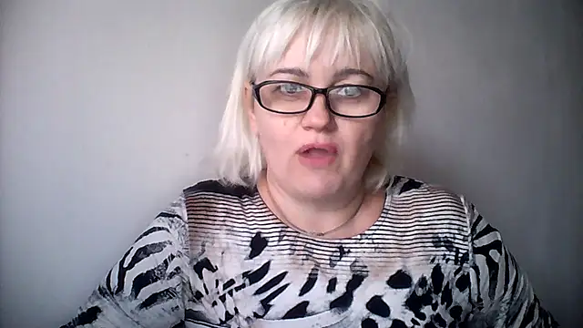 Mayya4321 online show from September 2025 12:44:01 PM