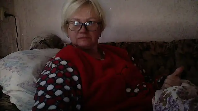 Mayya4321 online show from April 2026 01:37:01 PM