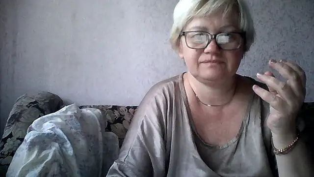 Mayya4321 online show from April 2026 07:00:01 AM