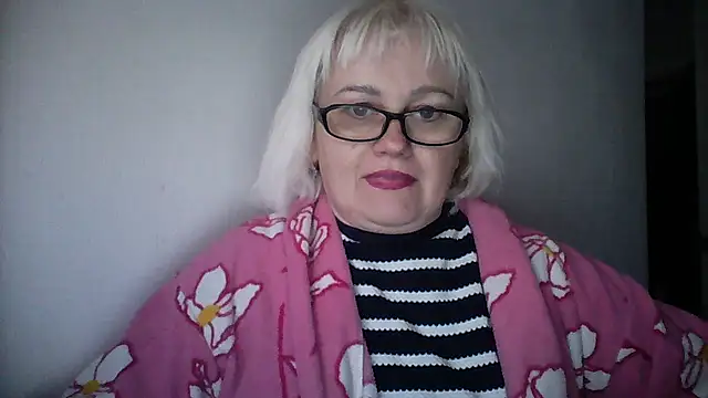 Mayya4321 online show from October 2025 12:28:01 PM