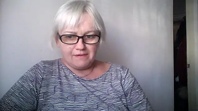 Mayya4321 online show from September 2025 11:06:01 AM