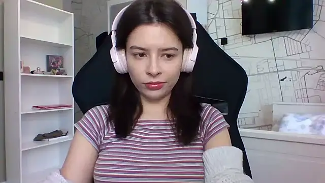 LariceSexy online show from November 2025 01:11:01 PM