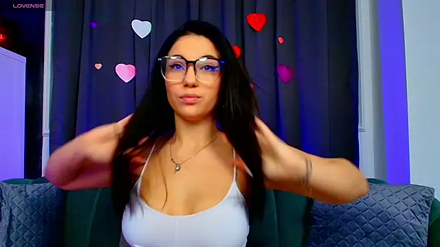 Snapshot of Deea_Vibe_Me chatting on February 2025 04:39:01 AM Deea Vibe Me online show from February 2025 04:39:01 AM