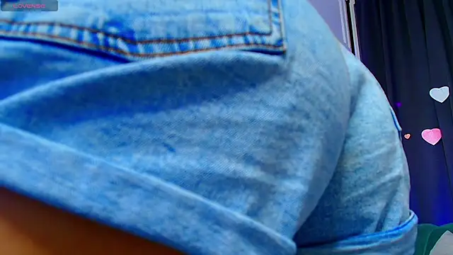 Snapshot of Deea_Vibe_Me chatting on February 2025 10:48:02 AM Deea Vibe Me online show from February 2025 10:48:02 AM