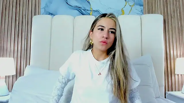 Ariana greenblat online show from March 2026 05:14:02 PM